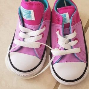 New size 4 kids converse